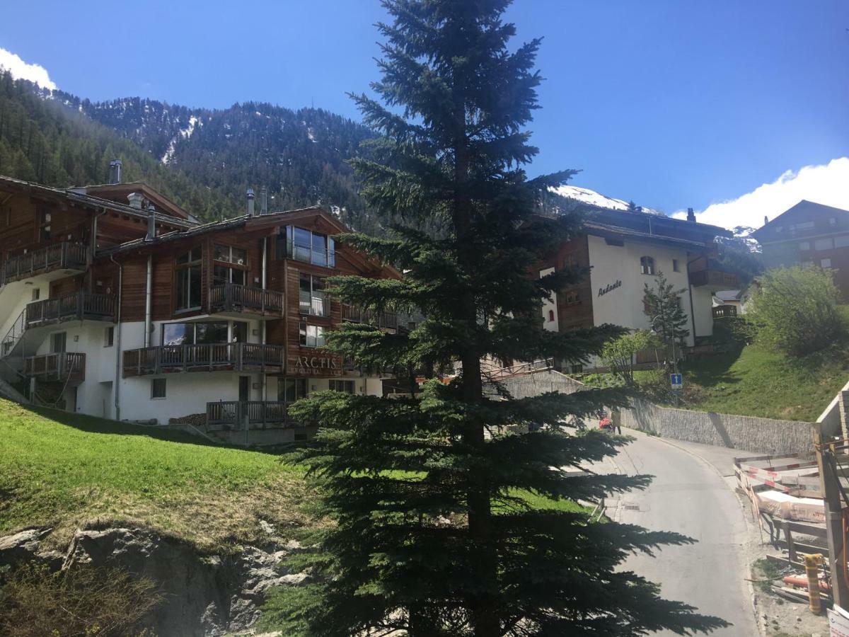 Apartament Haus Colmar Zermatt Zewnętrze zdjęcie